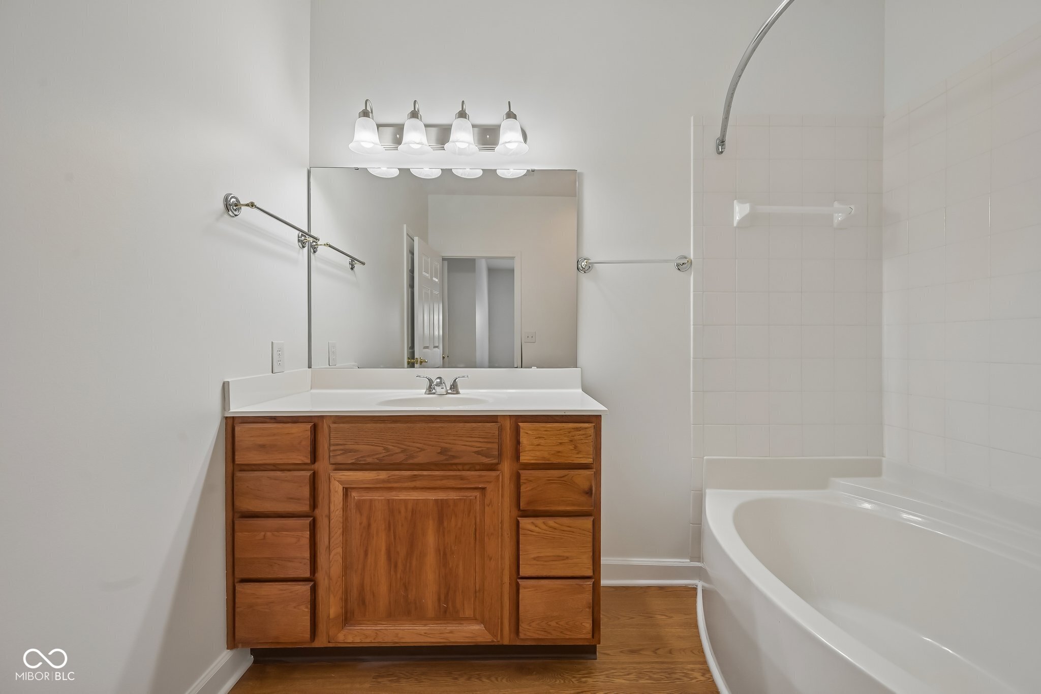 1423 Shadow Ridge Road Carmel, IN 46280 - Photo 8 of 26