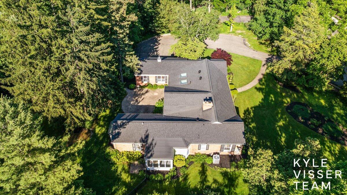 2089 Robinson Road Southeast Grand Rapids, MI 49506 - Photo 66 of 73 Aerial View