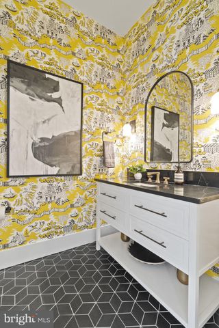 $2,650,000 | 3828 20th Street North, Arlington, VA 22207