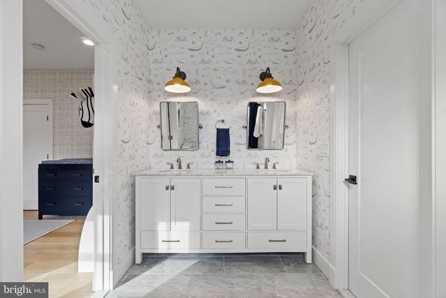 $2,650,000 | 3828 20th Street North, Arlington, VA 22207