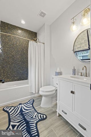 $2,650,000 | 3828 20th Street North, Arlington, VA 22207