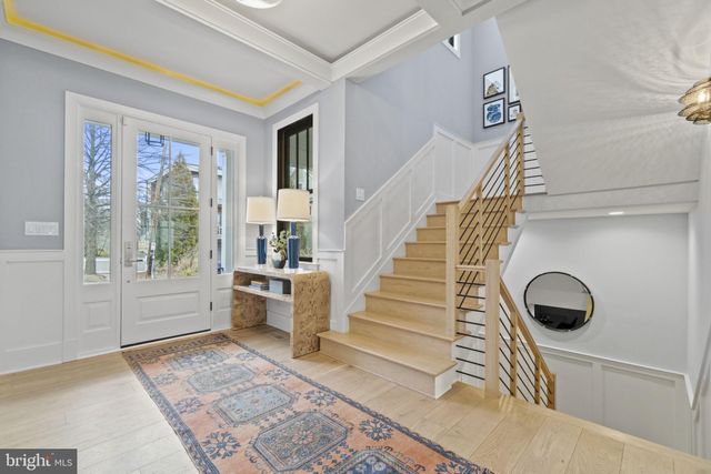 $2,650,000 | 3828 20th Street North, Arlington, VA 22207