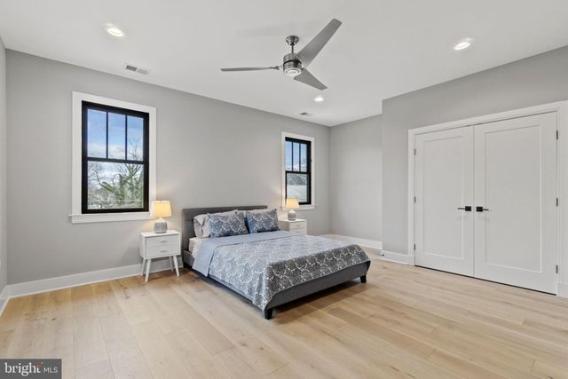 $2,650,000 | 3828 20th Street North, Arlington, VA 22207