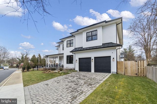 $2,650,000 | 3828 20th Street North, Arlington, VA 22207