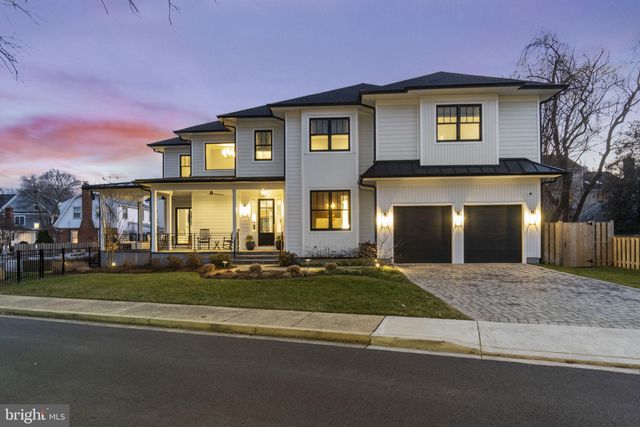 $2,650,000 | 3828 20th Street North, Arlington, VA 22207