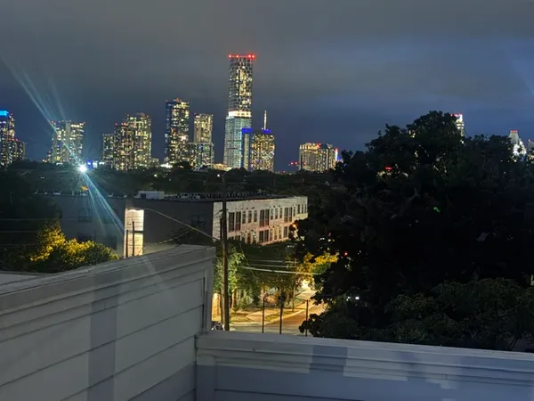 $475,000 | 2108 Rosewood Avenue, Unit B, Austin, TX 78702