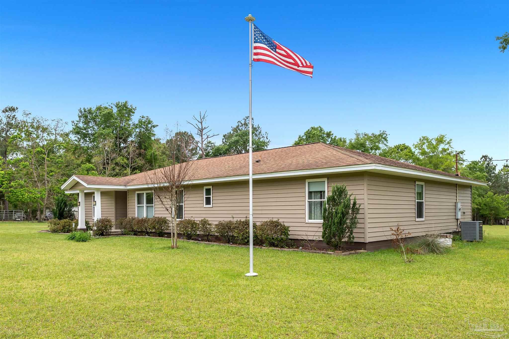 27275 Glass Road Robertsdale, AL 36567 - Photo 3 of 44