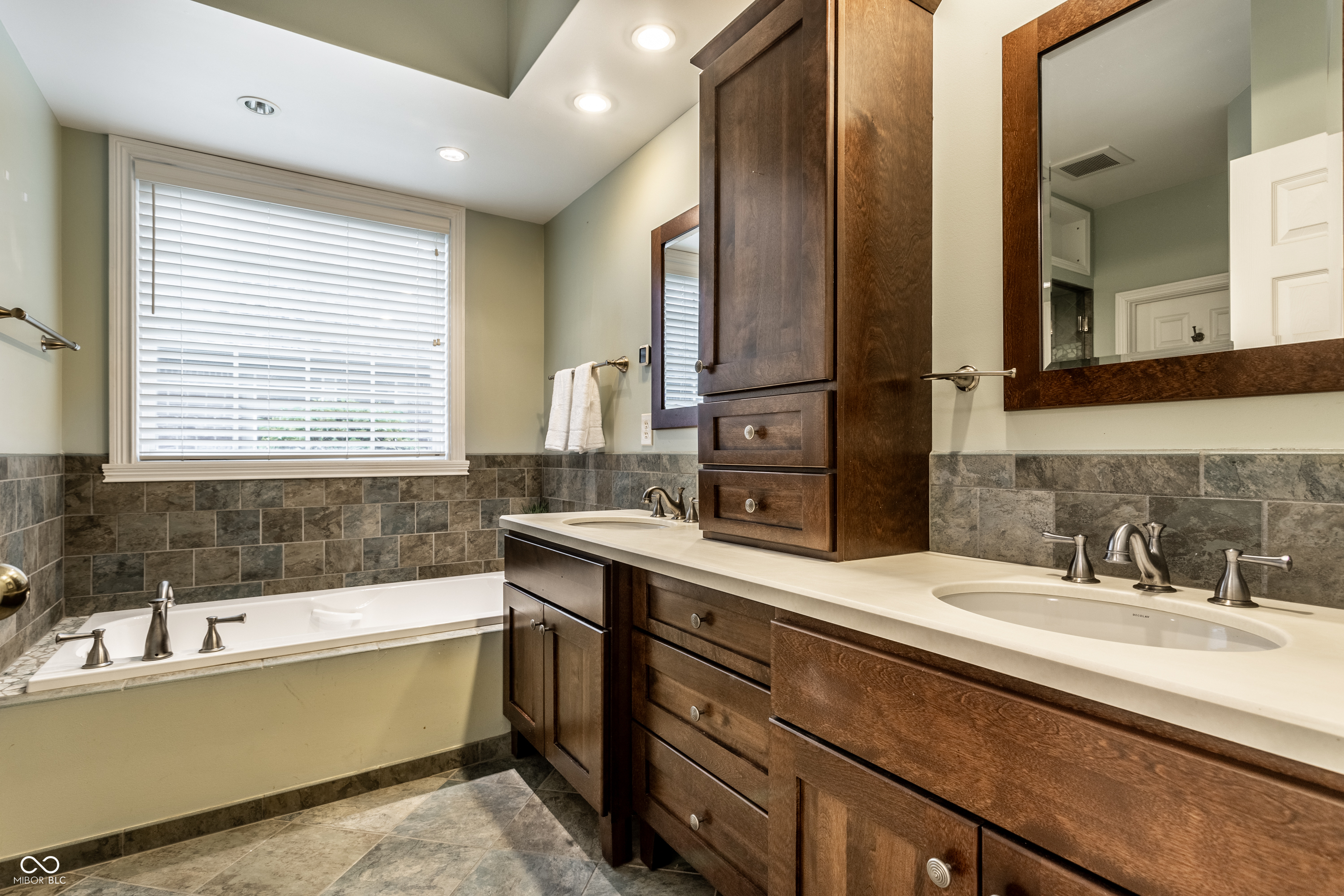 10441 Beaver Ridge Drive Fishers, IN 46037 - Photo 24 of 43 Gallery Image 24