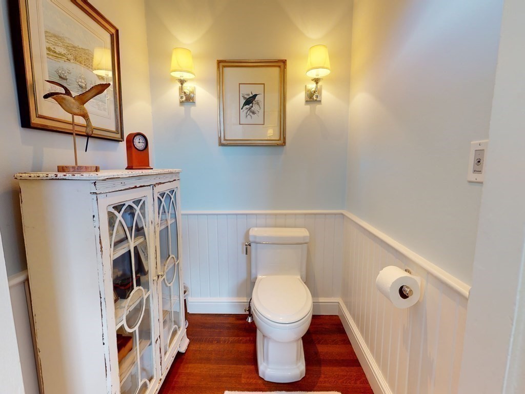 258 Linden Street Waltham, MA 02452 - Photo 19 of 41