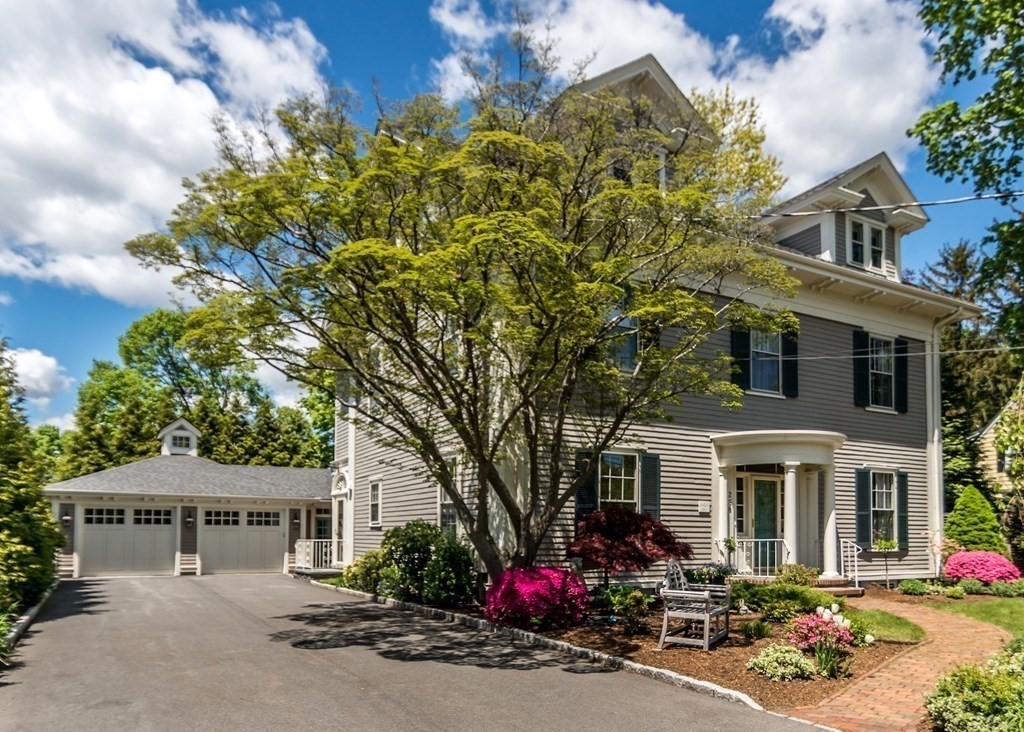 258 Linden Street Waltham, MA 02452 - Photo 3 of 41