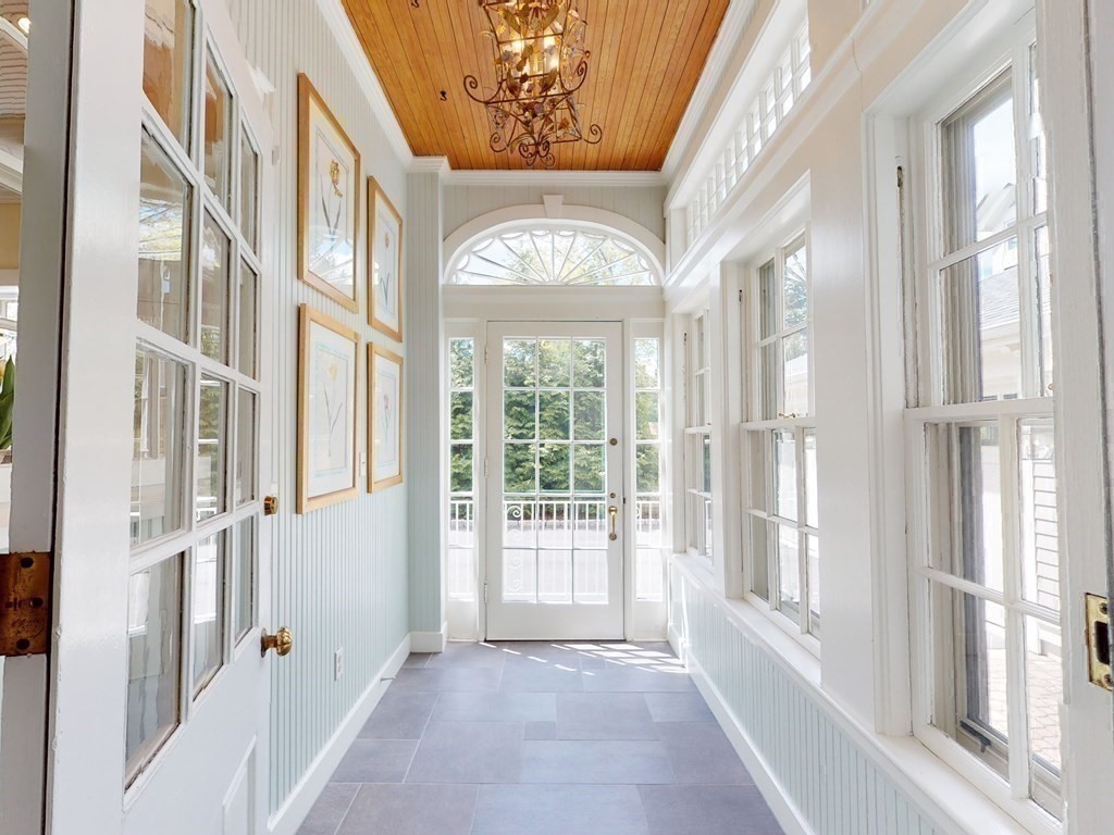 258 Linden Street Waltham, MA 02452 - Photo 32 of 41