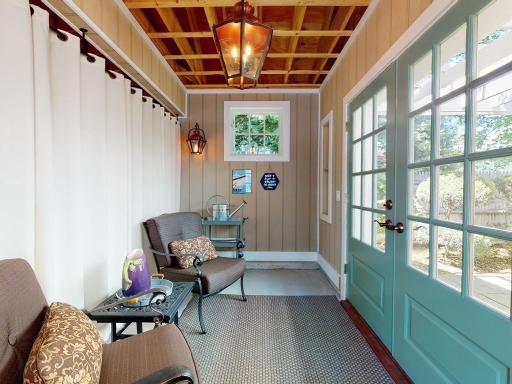 258 Linden Street Waltham, MA 02452 - Photo 39 of 41