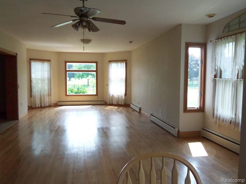 51979 Fairchild Road New Baltimore, MI 48051 - Photo 9 of 21 Family Room.JPG