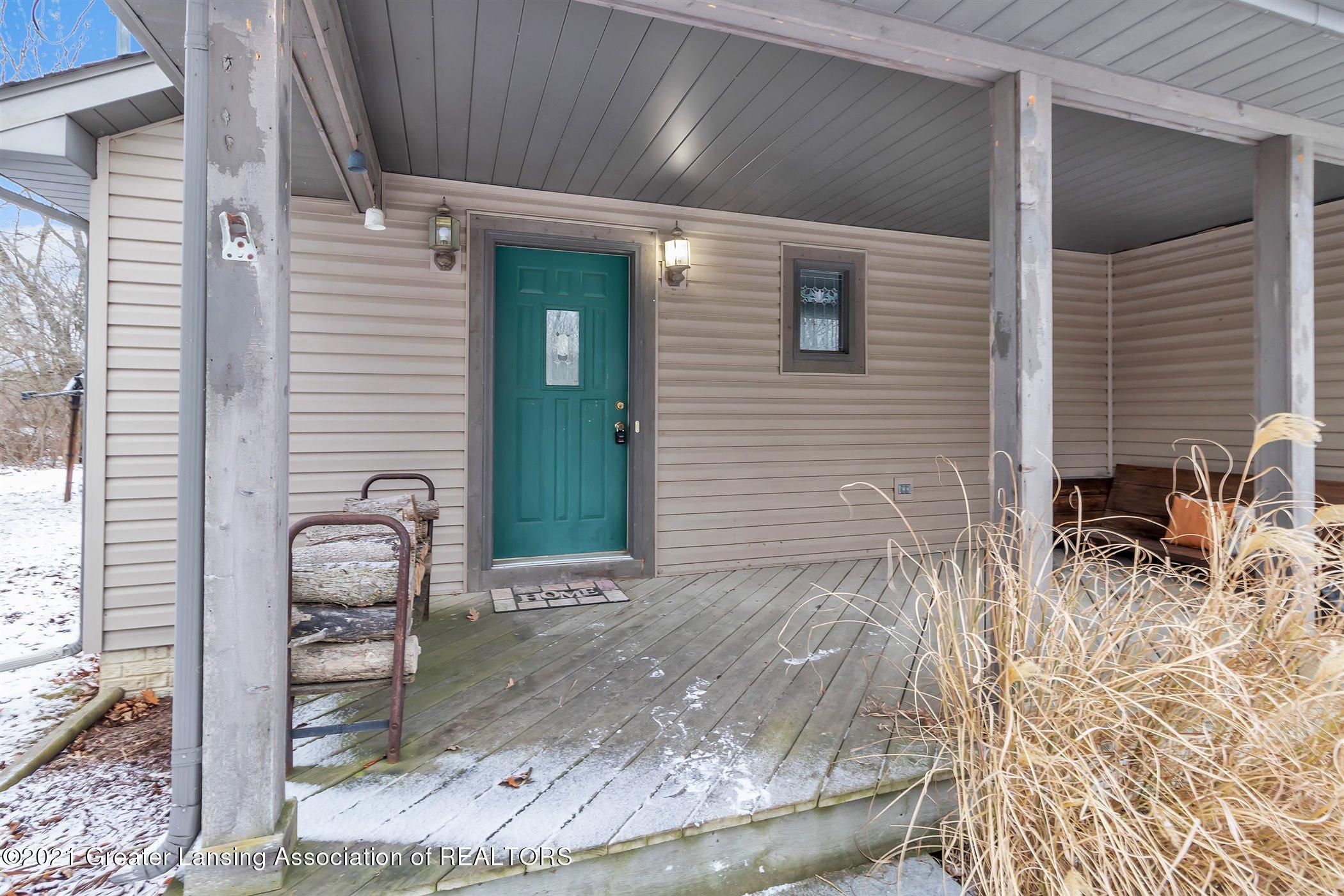 12371 Lansing Road Durand, MI 48429 - Photo 5 of 45 05-12371 Lansing Rd-Windowstill Rea