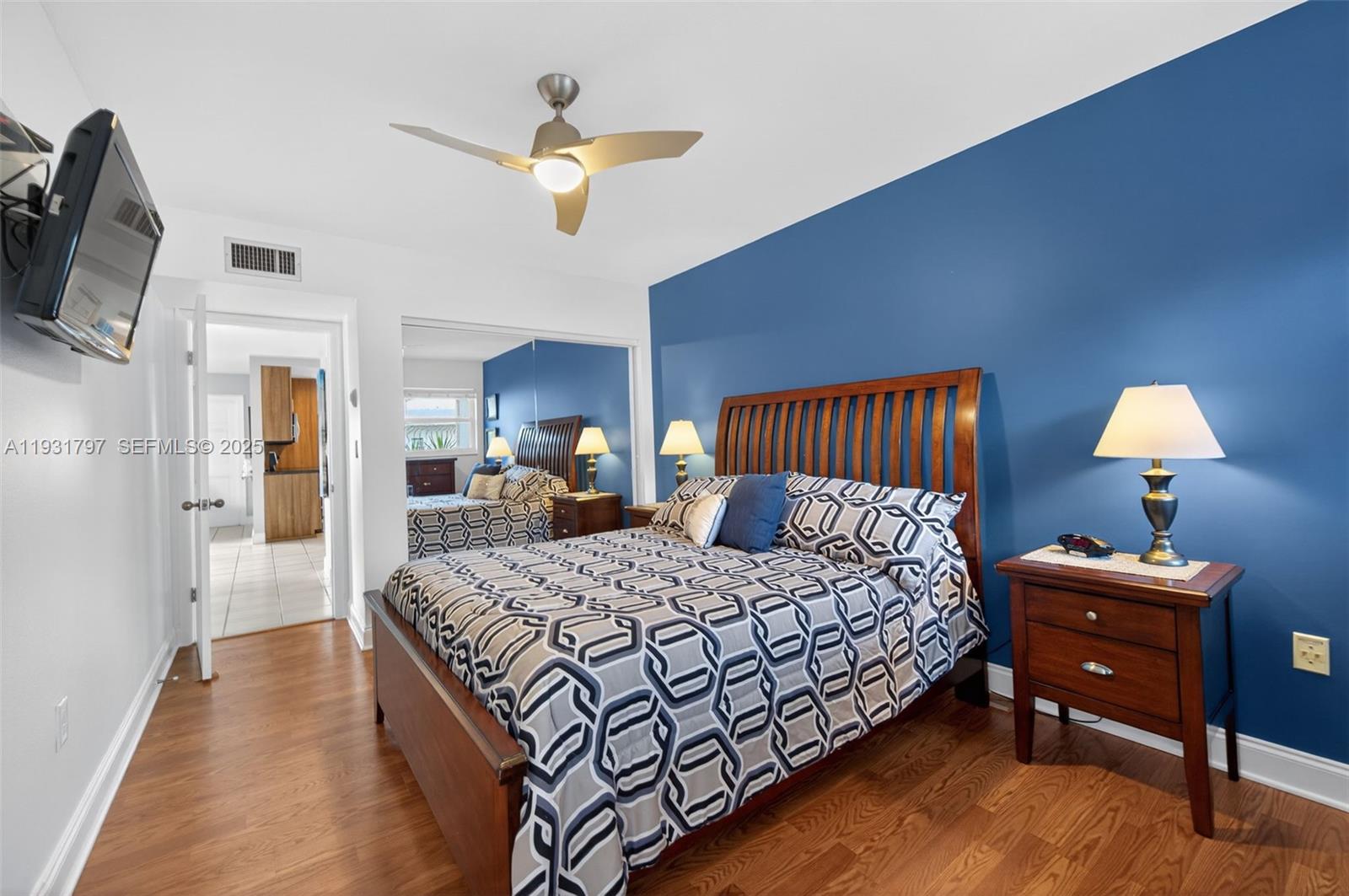 415 Northeast 2nd Street, Unit 224 Hallandale Beach, FL 33009 - Photo 11 of 23