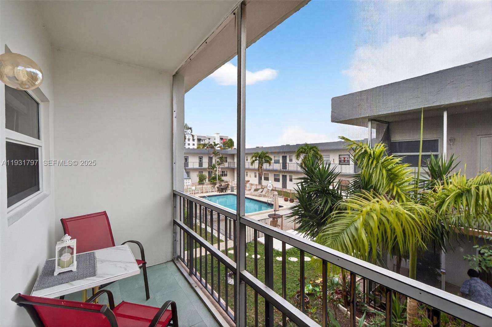 415 Northeast 2nd Street, Unit 224 Hallandale Beach, FL 33009 - Photo 19 of 23