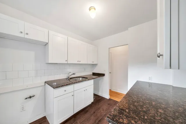 a picture of a door of the house