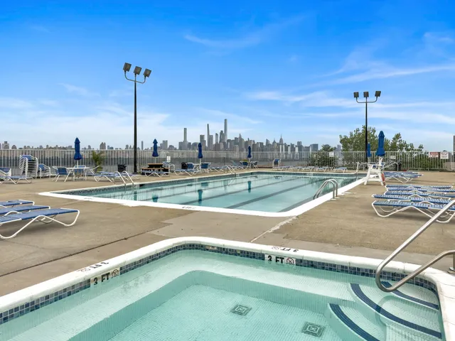 $279,000 | 8450 Boulevard East, Unit 1E, North Bergen, NJ 07047