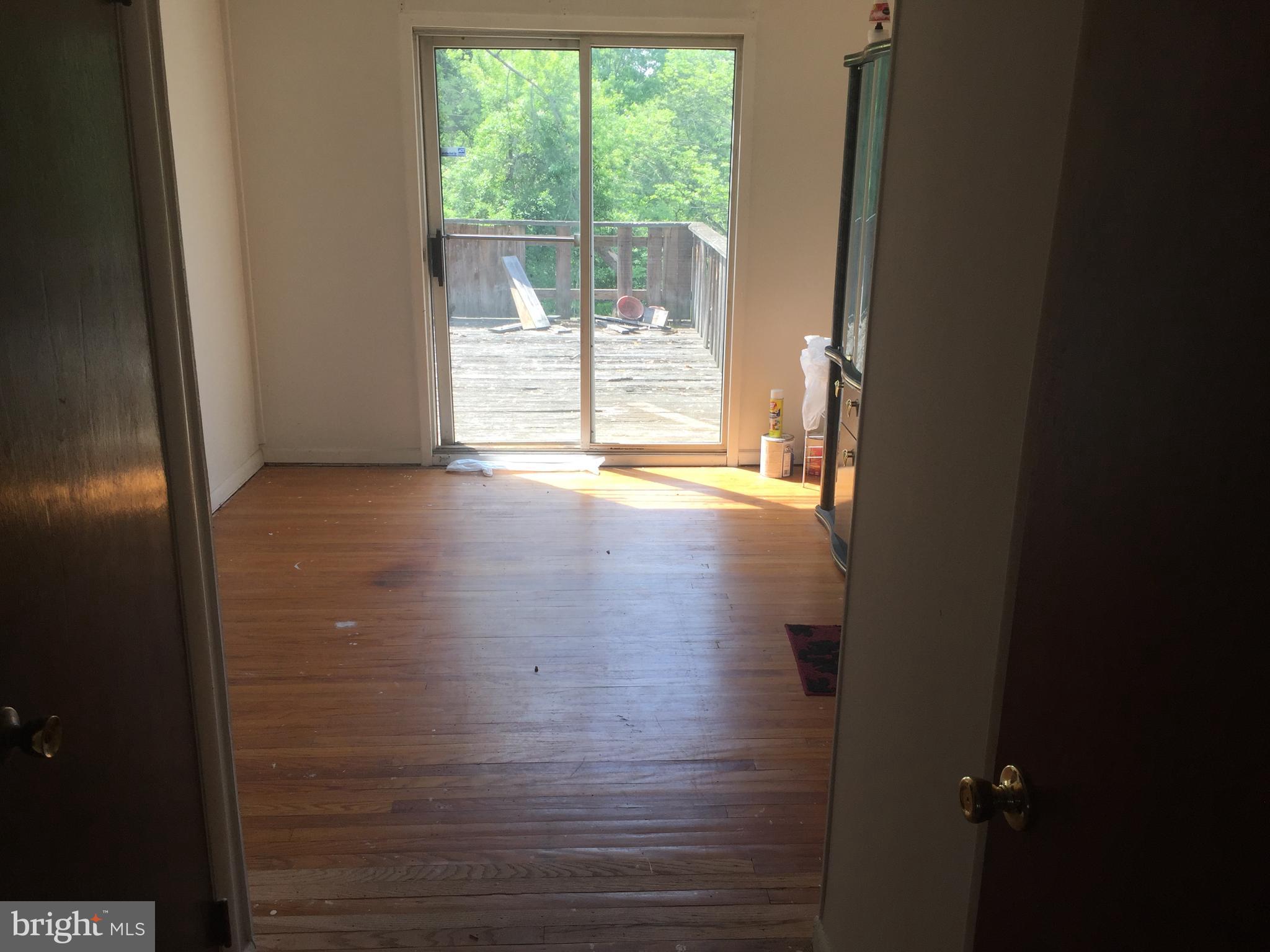 1326 Powell Road Brookhaven, PA 19015 - Photo 3 of 6