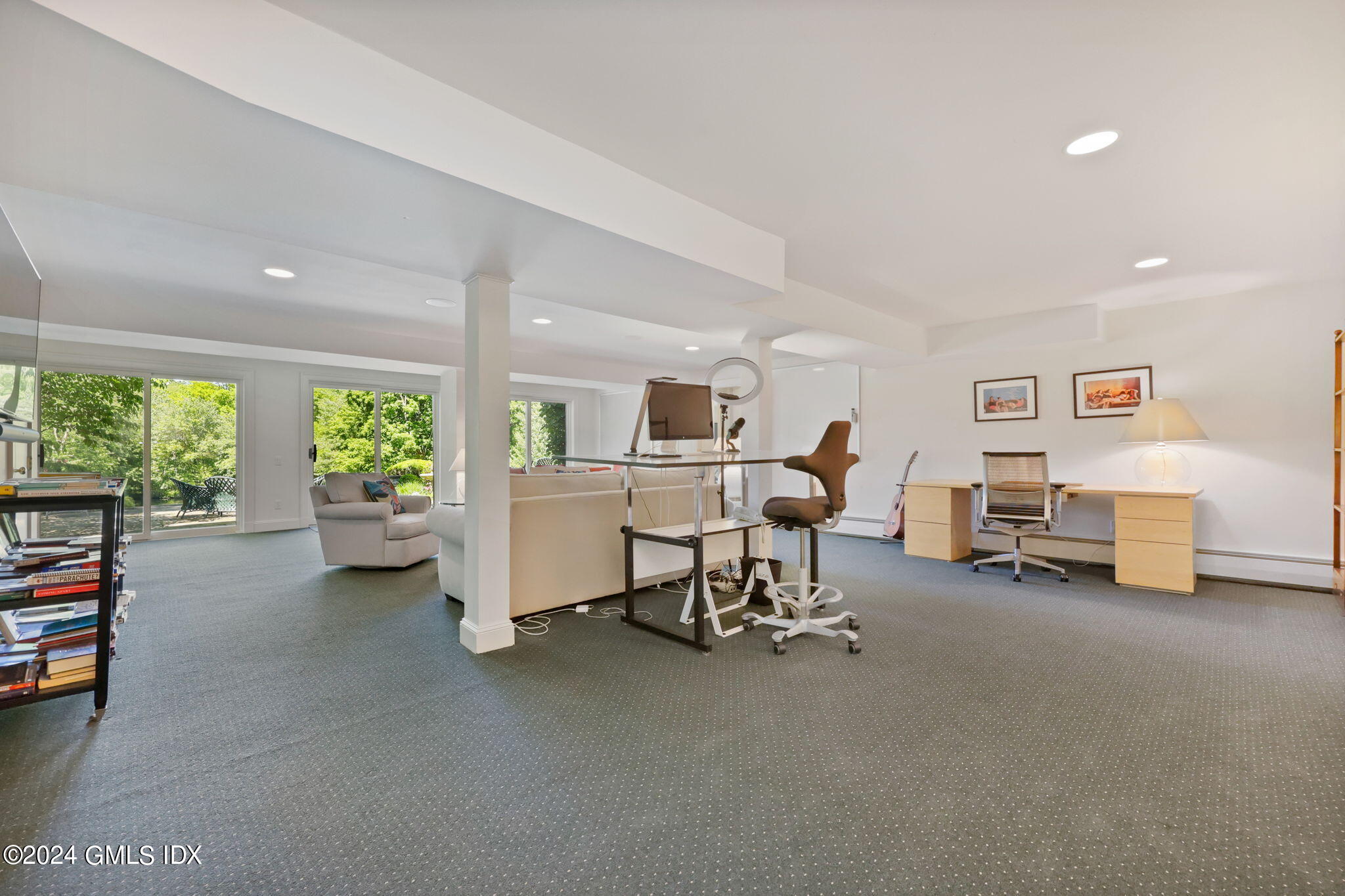 21 Dempsey Lane Greenwich, CT 06830 - Photo 20 of 32 a view of a livingroom with furniture and a livingroom