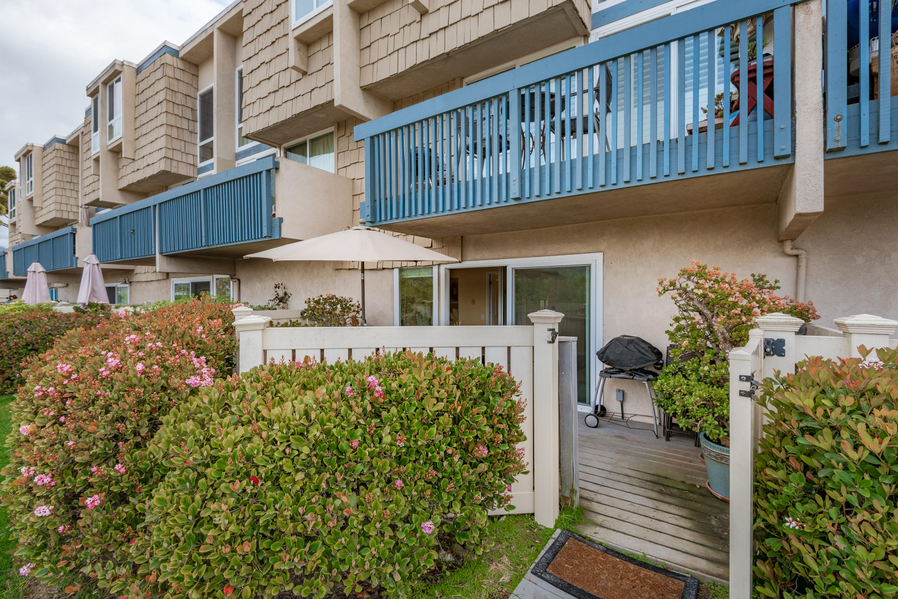 4700 Sandyland Road, Unit 2 Carpinteria, CA 93013 - Photo 14 of 24 Rear Patio Access to the Beach