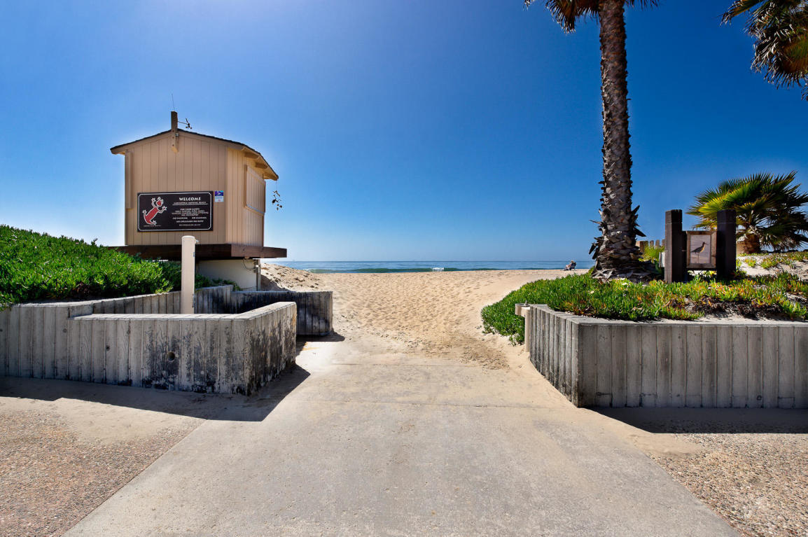 4700 Sandyland Road, Unit 2 Carpinteria, CA 93013 - Photo 17 of 24 Beach Access