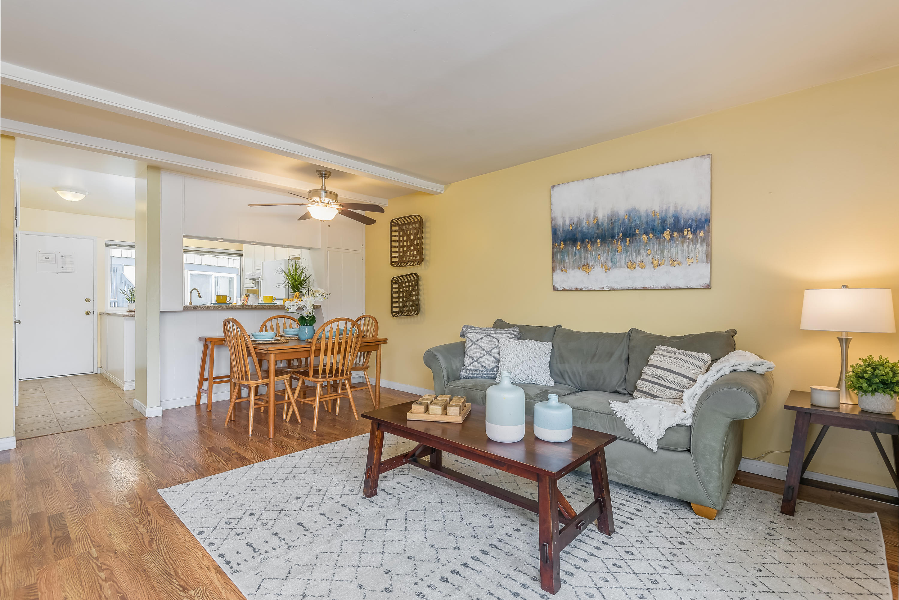 4700 Sandyland Road, Unit 2 Carpinteria, CA 93013 - Photo 4 of 24 Updated with Hardwood Flooring