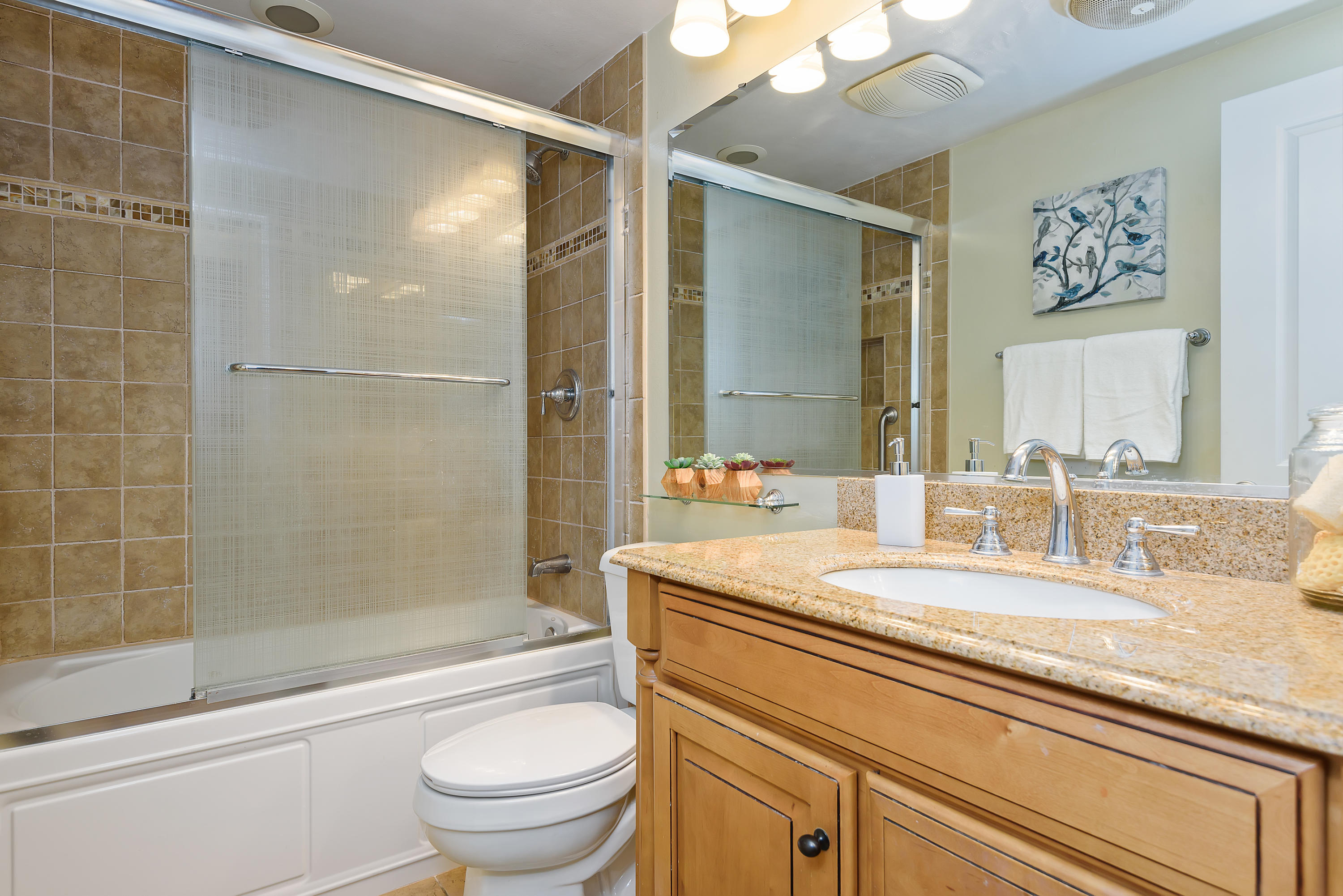 4700 Sandyland Road, Unit 2 Carpinteria, CA 93013 - Photo 9 of 24 Updated Bathroom