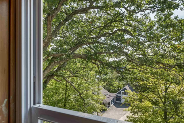 $3,500 | 172 Center Street, Wolfeboro, NH 03894