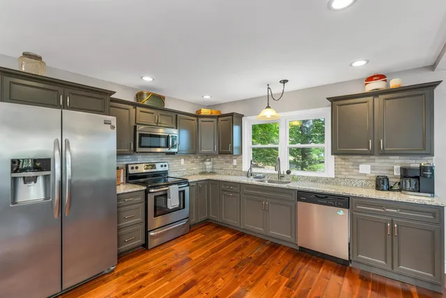 $3,500 | 172 Center Street, Wolfeboro, NH 03894