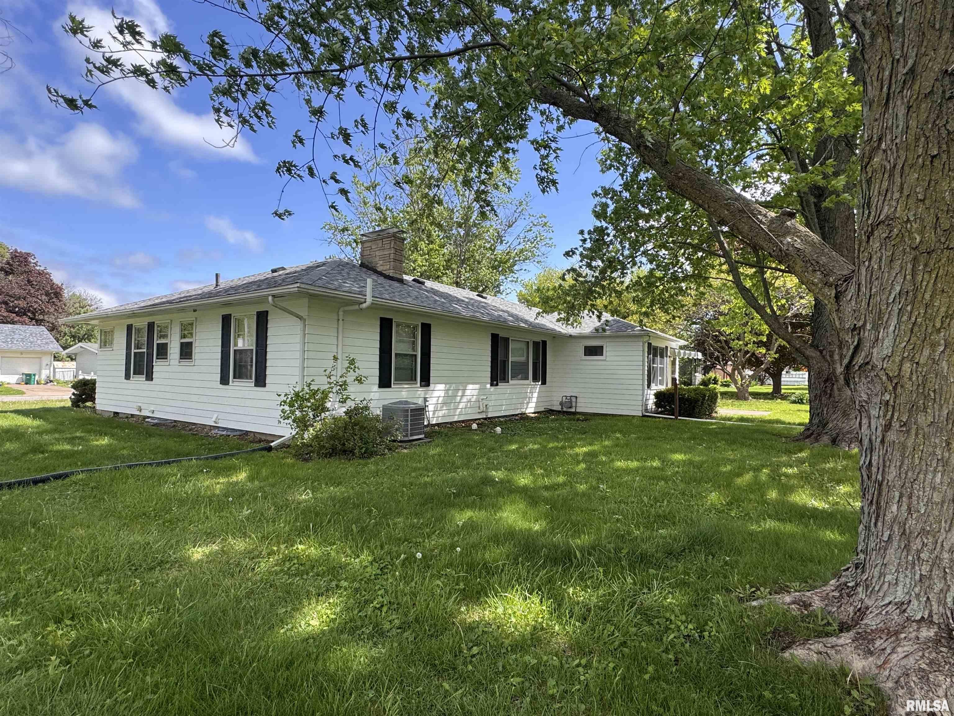 731 Madelyn Avenue Macomb, IL 61455 - Photo 22 of 23