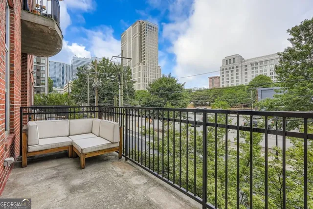 $2,200 | 1023 Juniper Street Northeast, Unit 203, Atlanta, GA 30309
