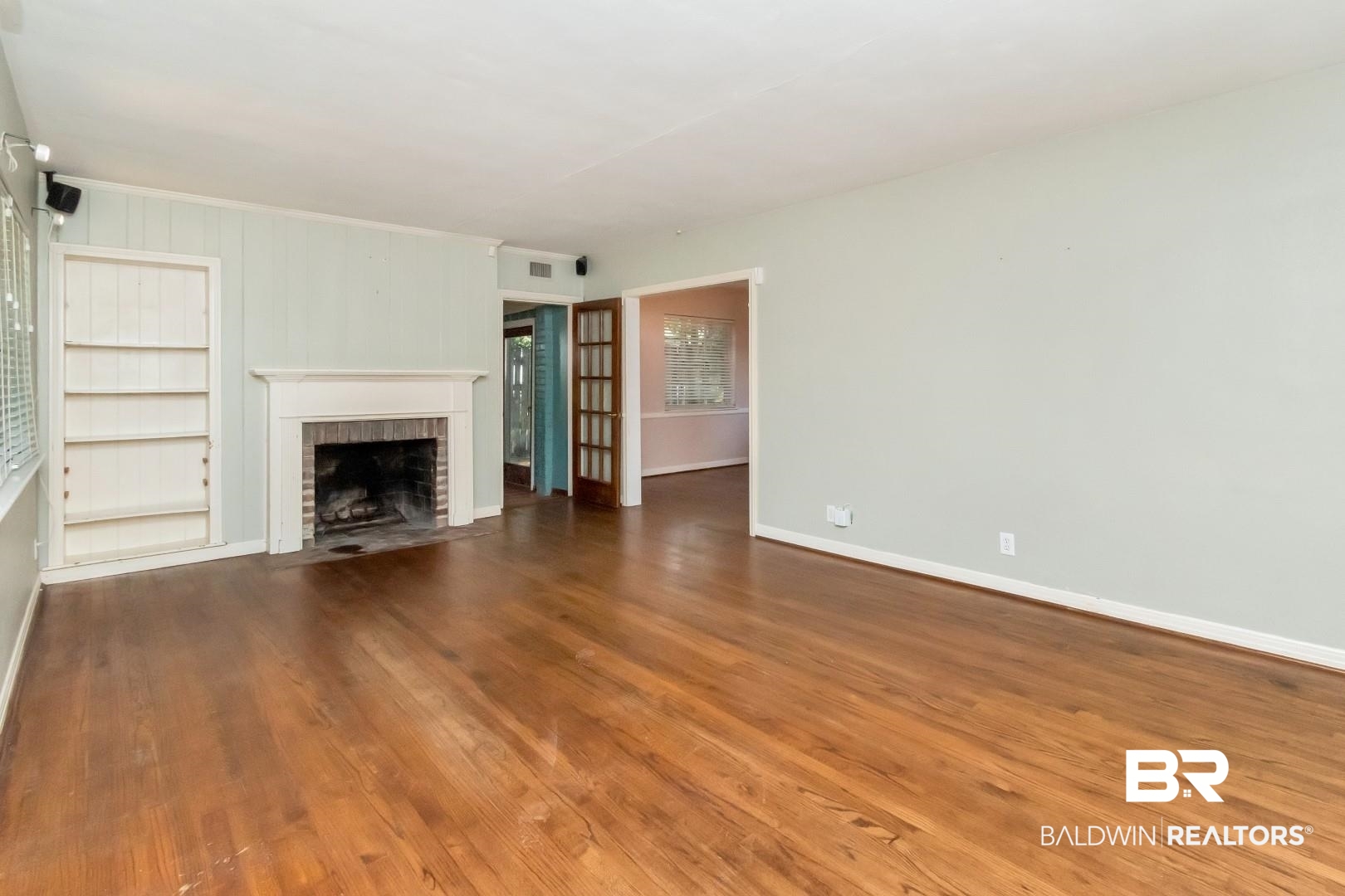 2101 Upham Street Mobile, AL 36607 - Photo 4 of 26