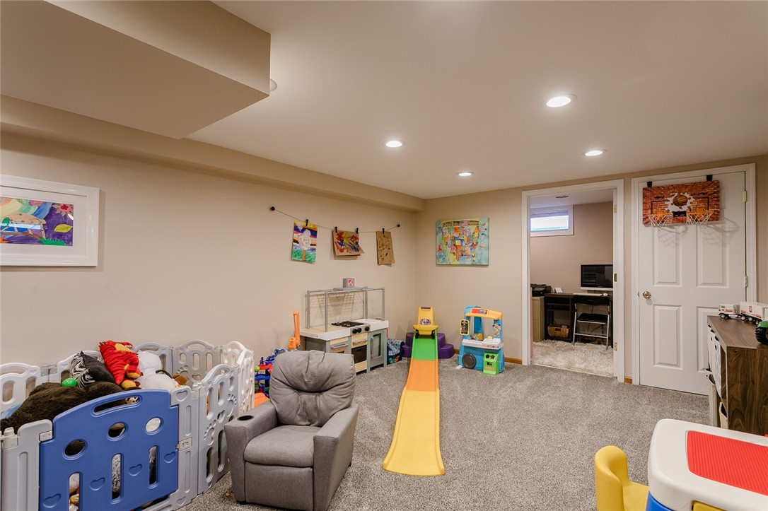 1499 Scribner Road Penfield, NY 14526 - Photo 35 of 41