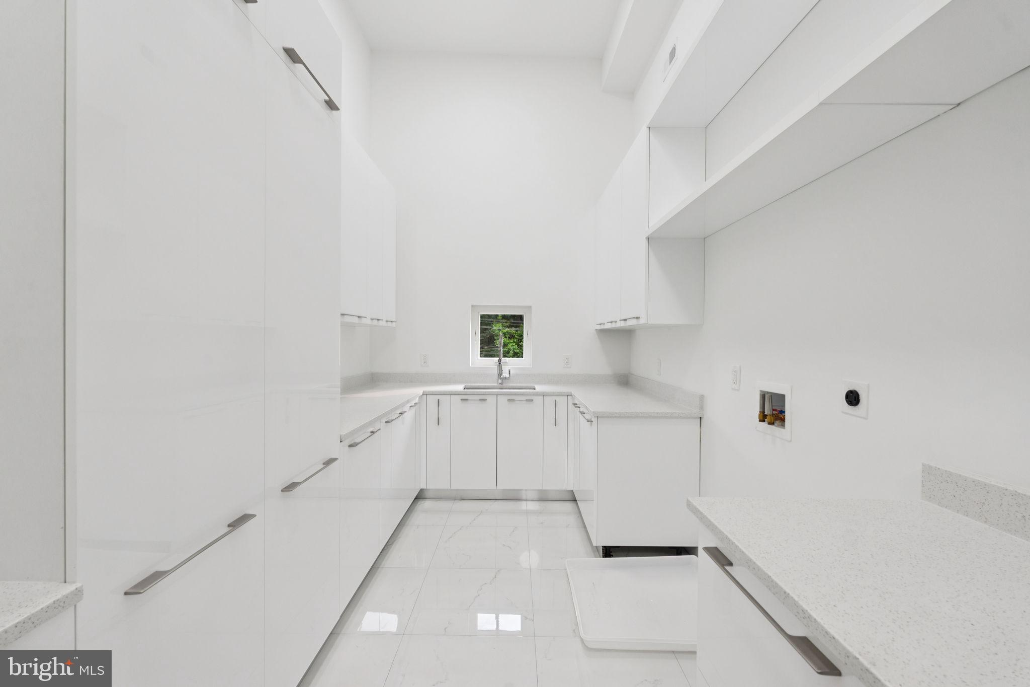 2209 Hunter Mill Road Vienna, VA 22181 - Photo 37 of 63 Laundry Room