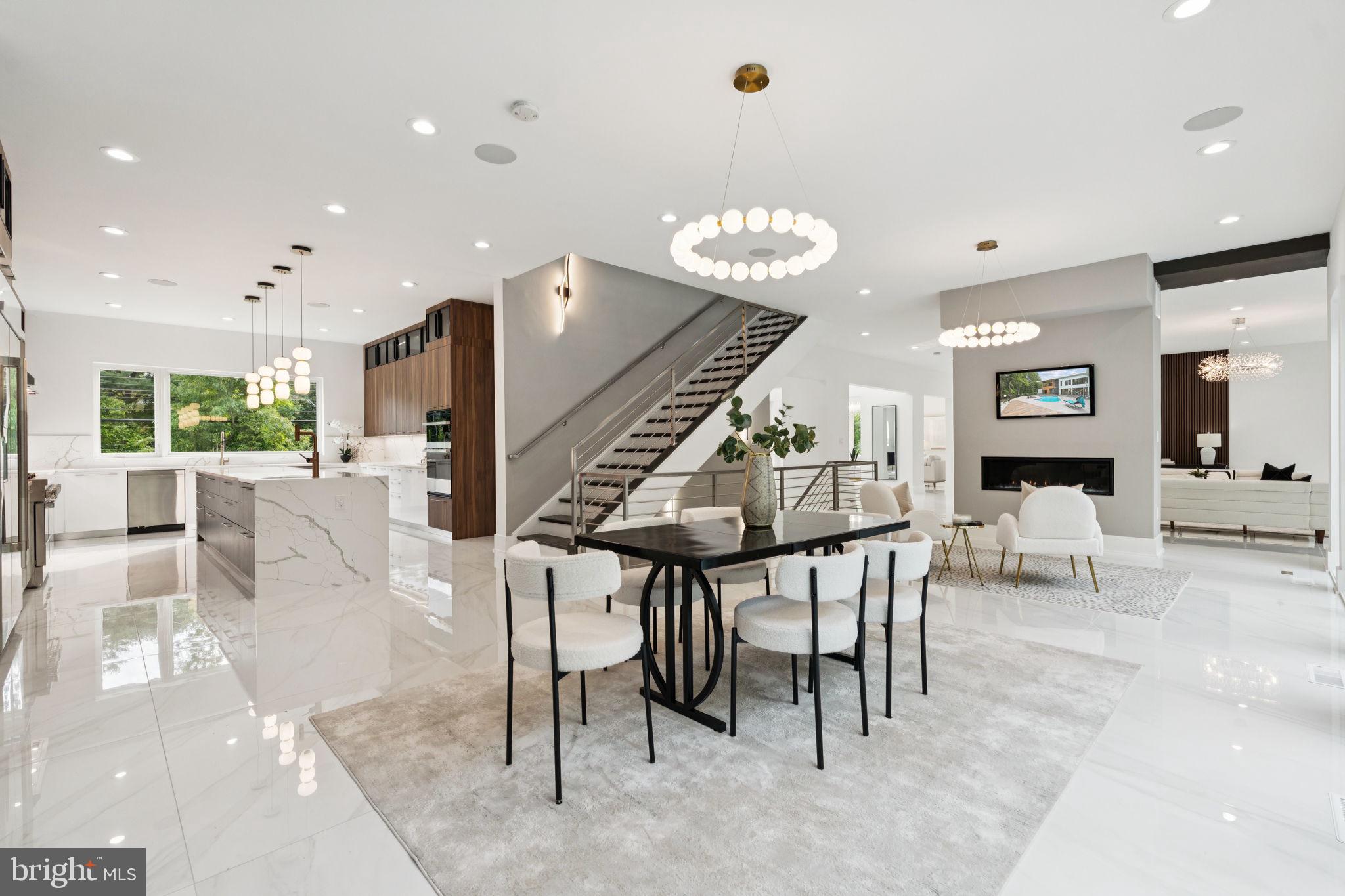 2209 Hunter Mill Road Vienna, VA 22181 - Photo 10 of 63