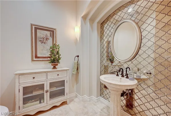 $3,199,900 | 2 Camino Barcelona Place, Henderson, NV 89011