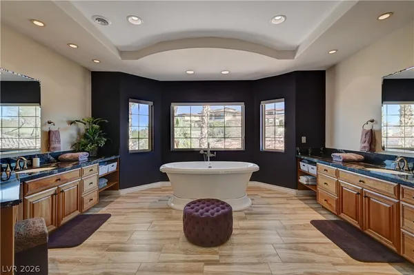 $3,199,900 | 2 Camino Barcelona Place, Henderson, NV 89011