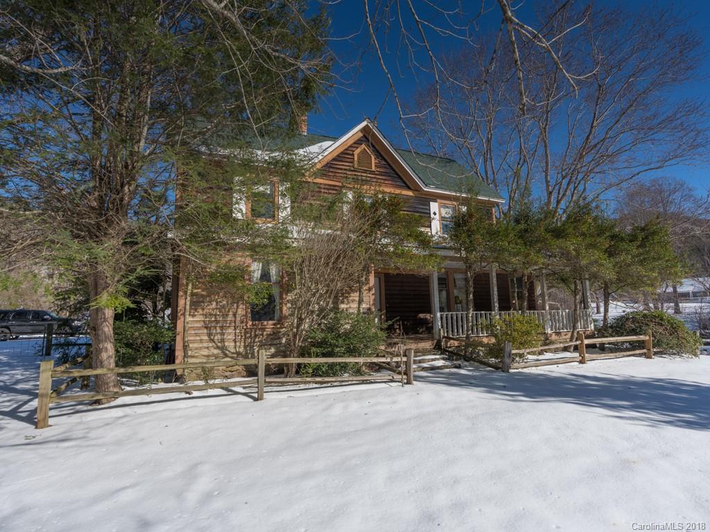 551 Bee Tree Road Swannanoa, NC 28778 - Photo 4 of 29 a view of outdoor space and yard