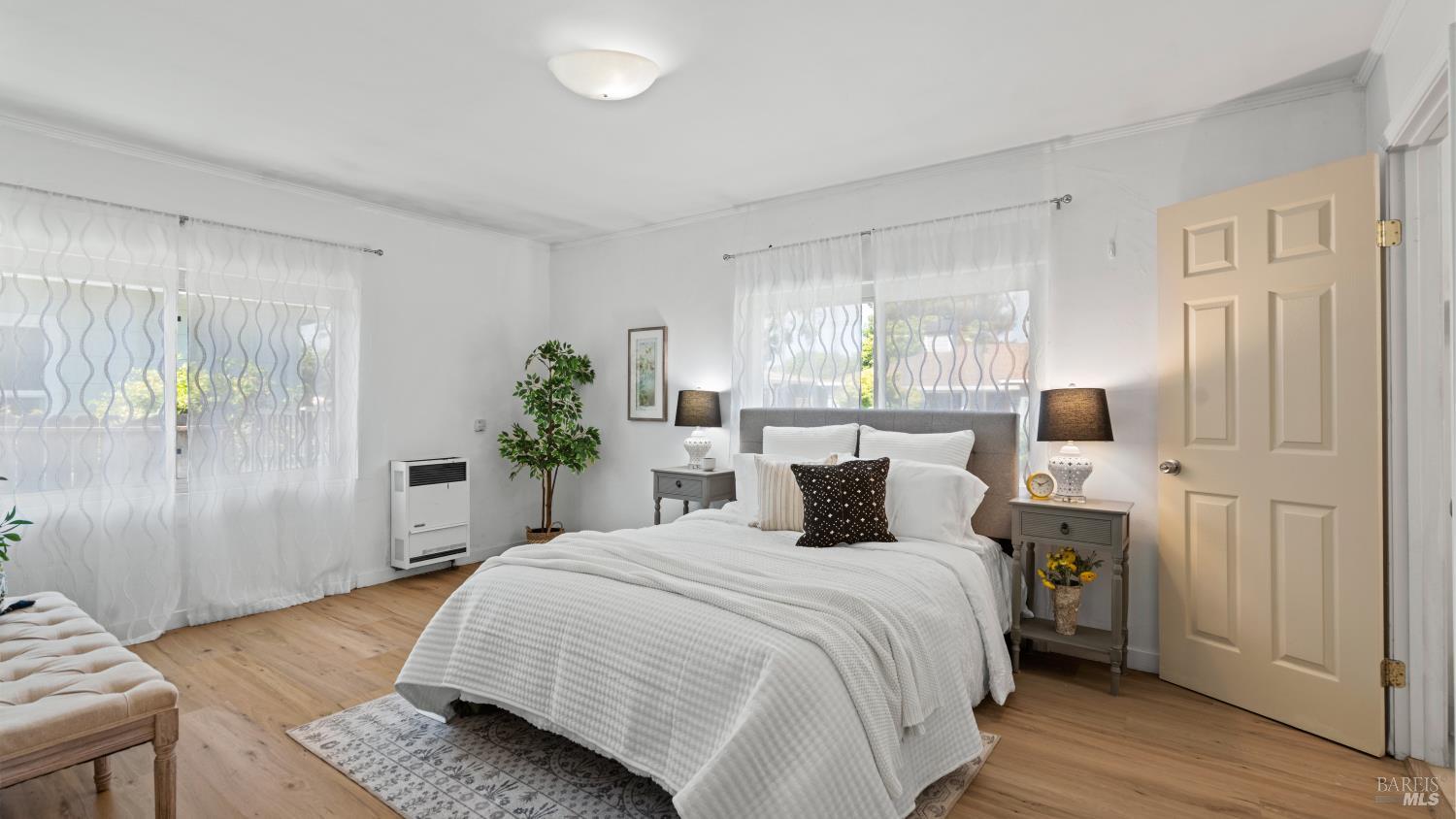 79 Billou Street San Rafael, CA 94901 - Photo 5 of 47 Primary Bedroom with access to half bath.