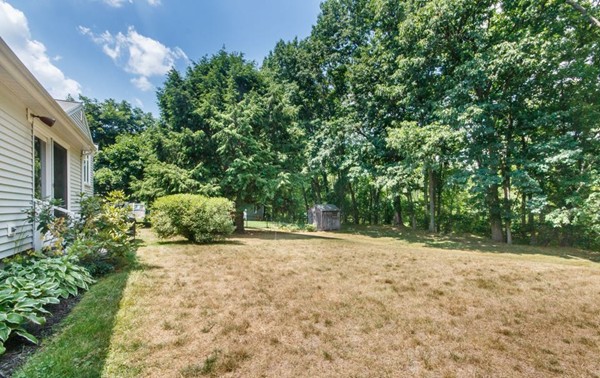 22 Joseph Way Reading, MA 01867 - Photo 19 of 20 Gallery Image 19