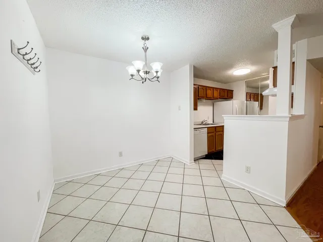$1,275 | 2303 West Michigan Avenue, Unit A4, Pensacola, FL 32526