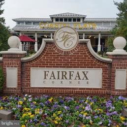 5409 Hampton Forest Way Fairfax, VA 22030 - Photo 19 of 56 Community