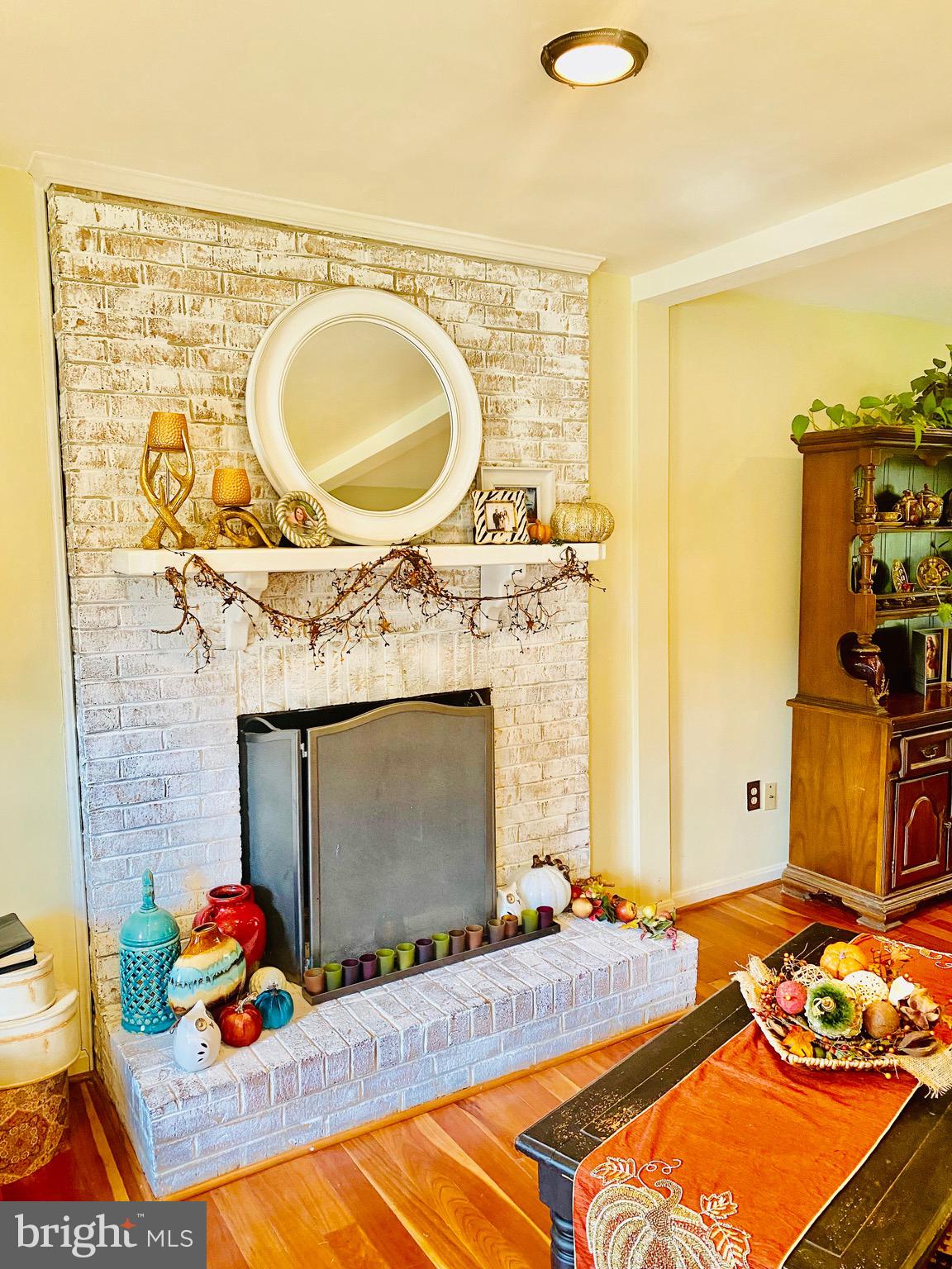 5409 Hampton Forest Way Fairfax, VA 22030 - Photo 35 of 56