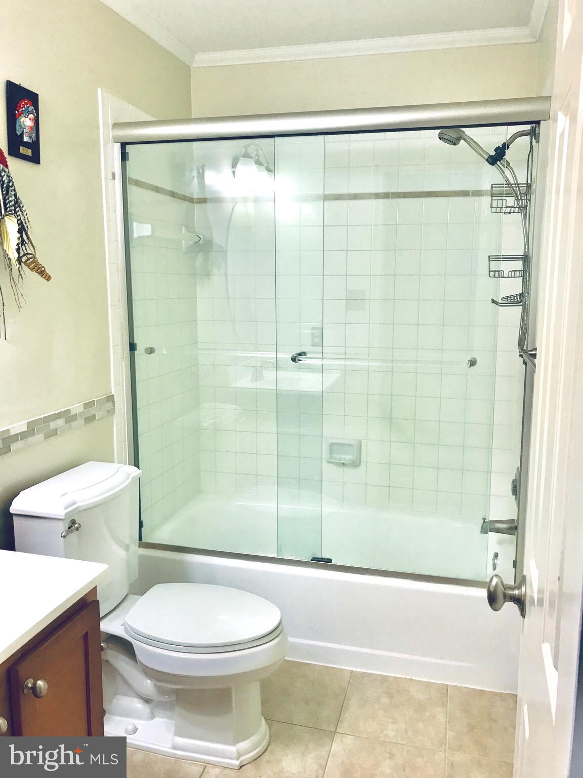 5409 Hampton Forest Way Fairfax, VA 22030 - Photo 40 of 56 Bath