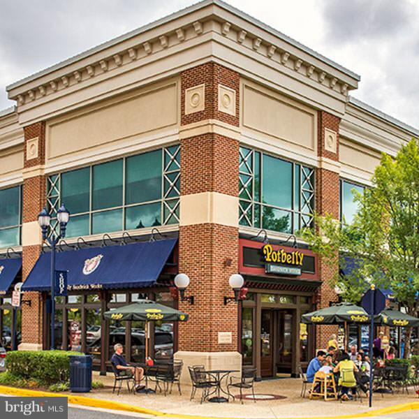 5409 Hampton Forest Way Fairfax, VA 22030 - Photo 54 of 56 Community