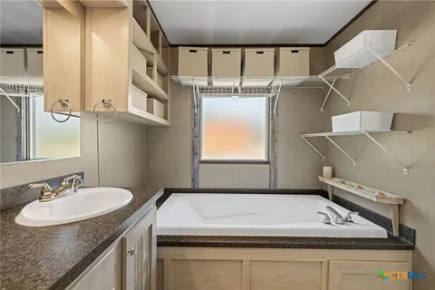 $675,000 | 17787 Fm 963, Bertram, TX 78605