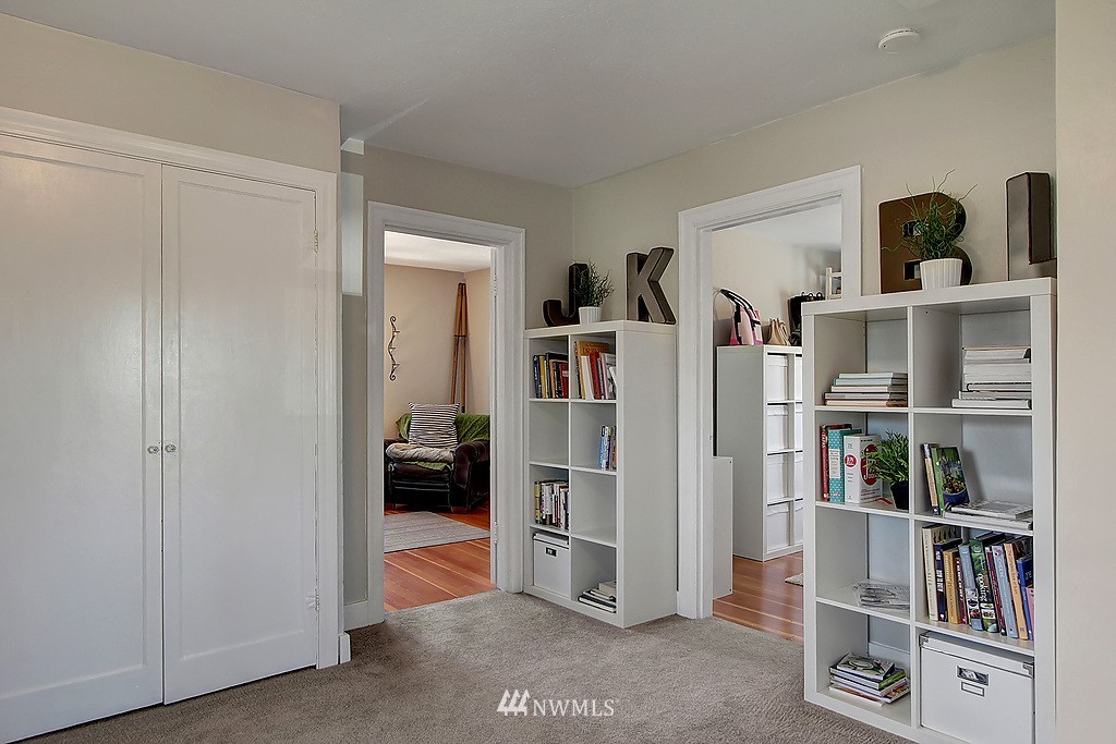 2332 Rockefeller Avenue Everett, WA 98201 - Photo 13 of 25