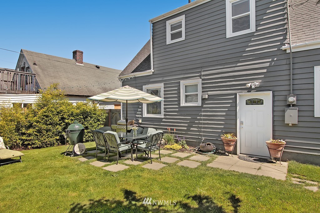 2332 Rockefeller Avenue Everett, WA 98201 - Photo 23 of 25