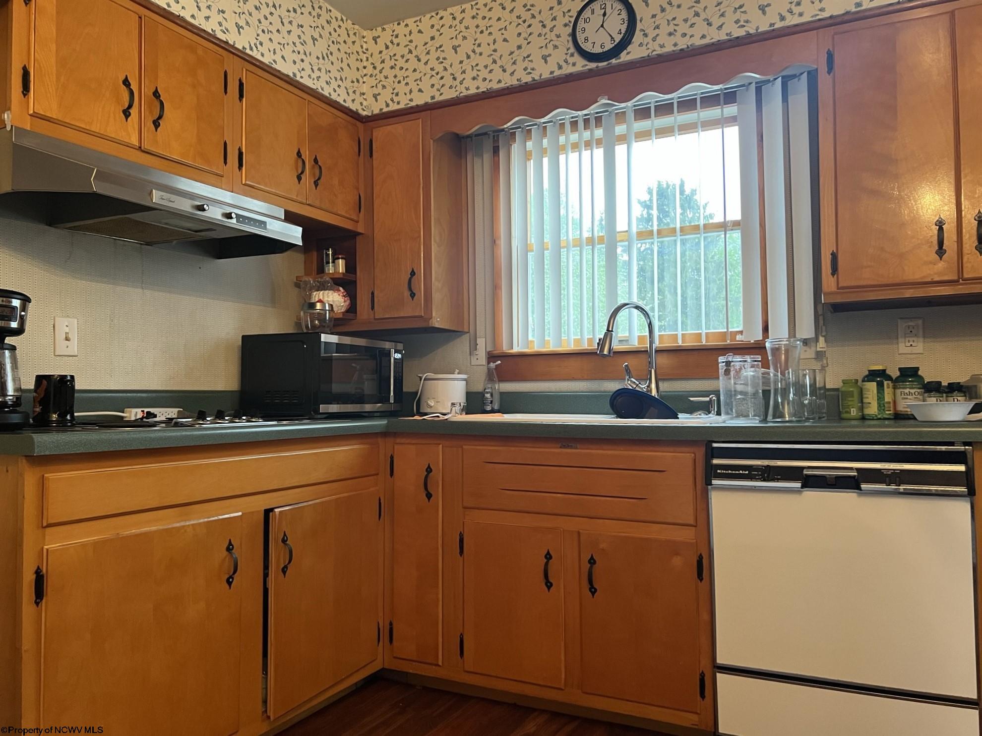 111 Swartz Road Kingwood, WV 26537 - Photo 5 of 30 Gallery Image 5